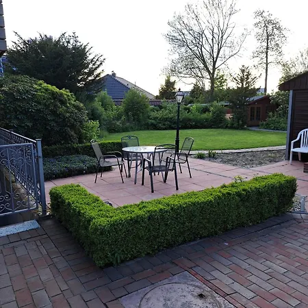 898 In Burhave Apartmán